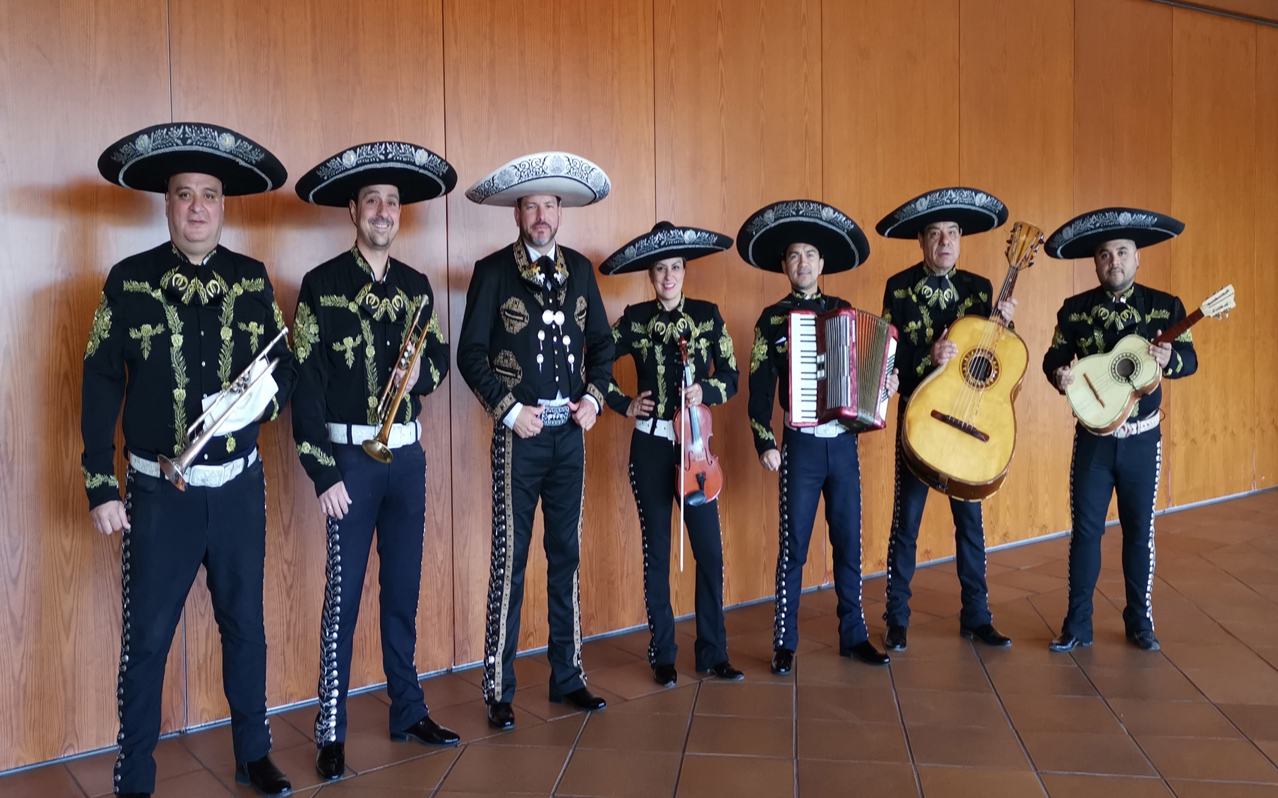 ¡ MARIACHIS EN LLEIDA!